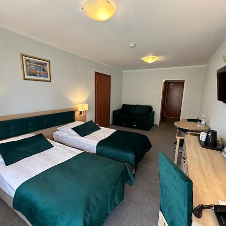 Hotel ***Nat Świnoujście Buitenkant foto