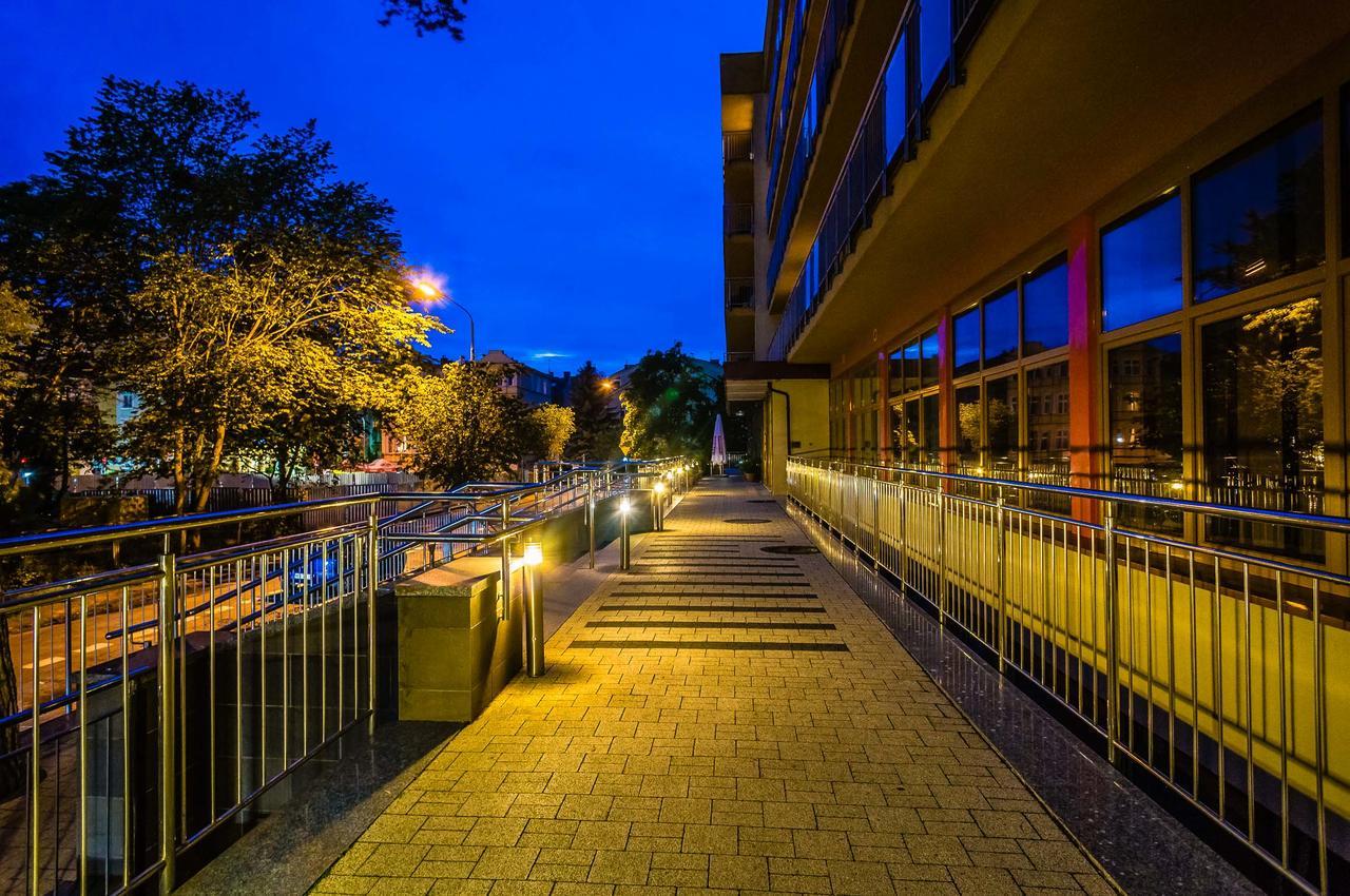 Hotel ***Nat Świnoujście Buitenkant foto