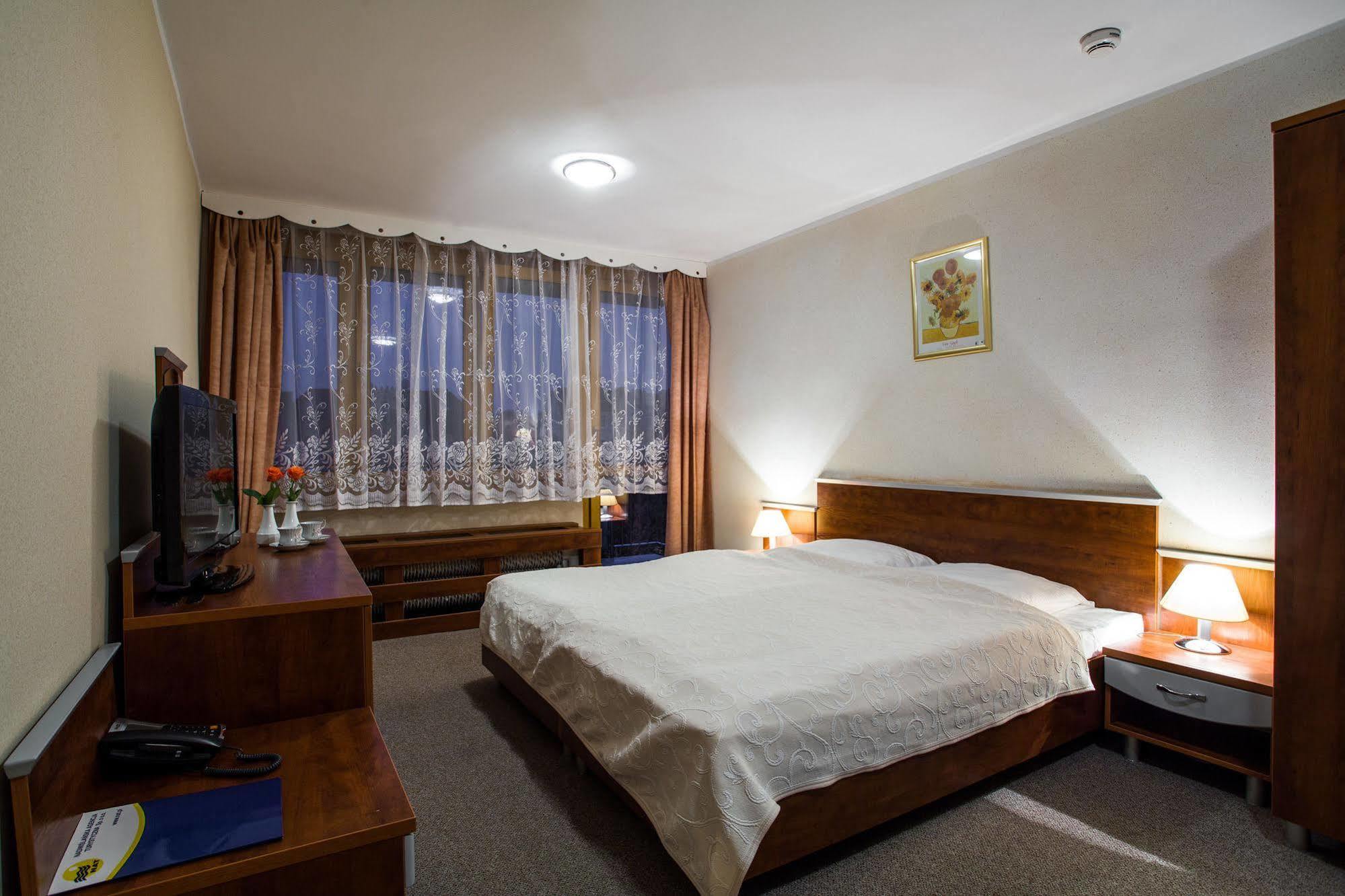 Hotel ***Nat Świnoujście Buitenkant foto